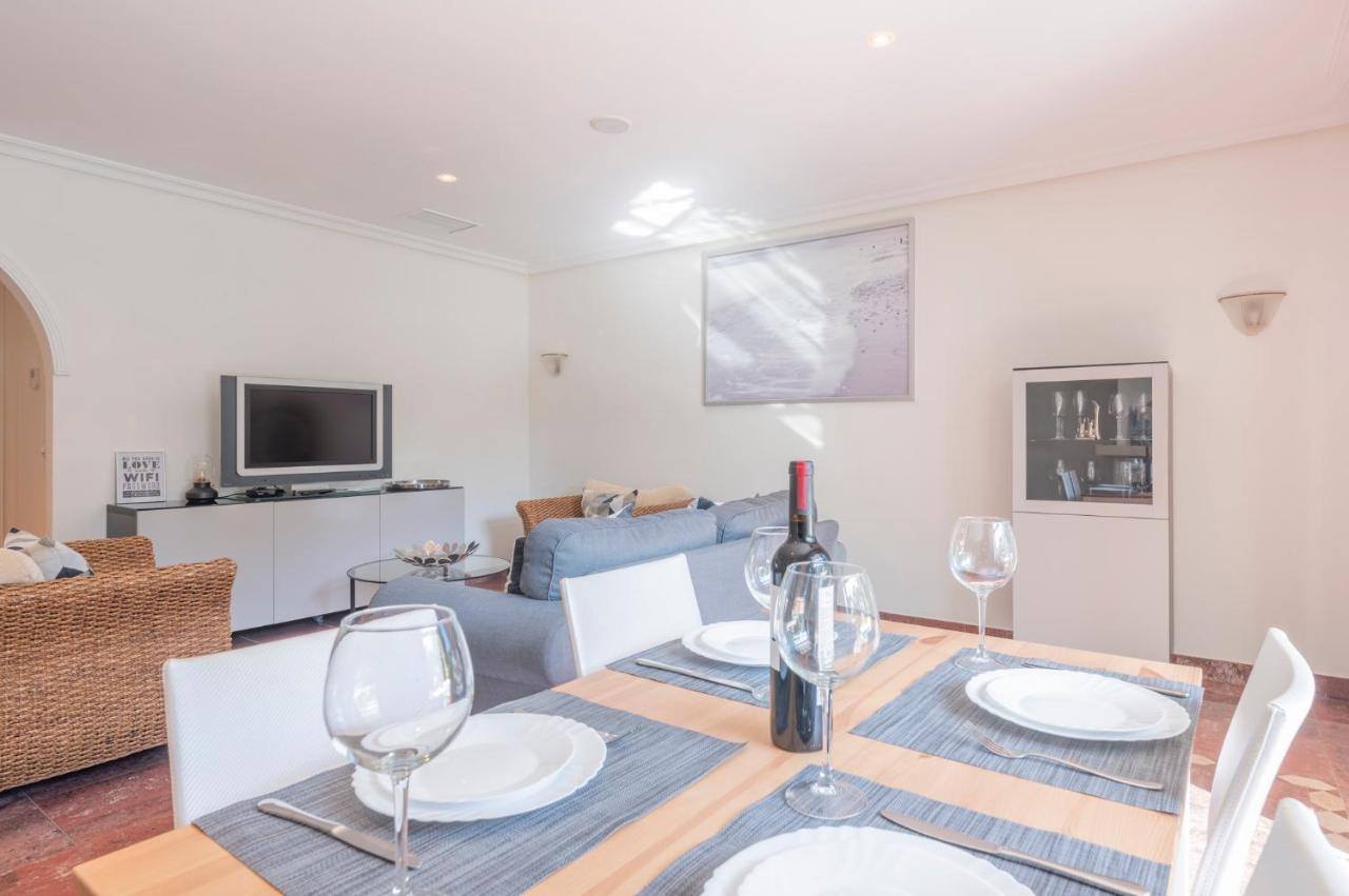 Excellent T2 Apartment With Pools 400M Falesia Beach Албуфейра Екстериор снимка
