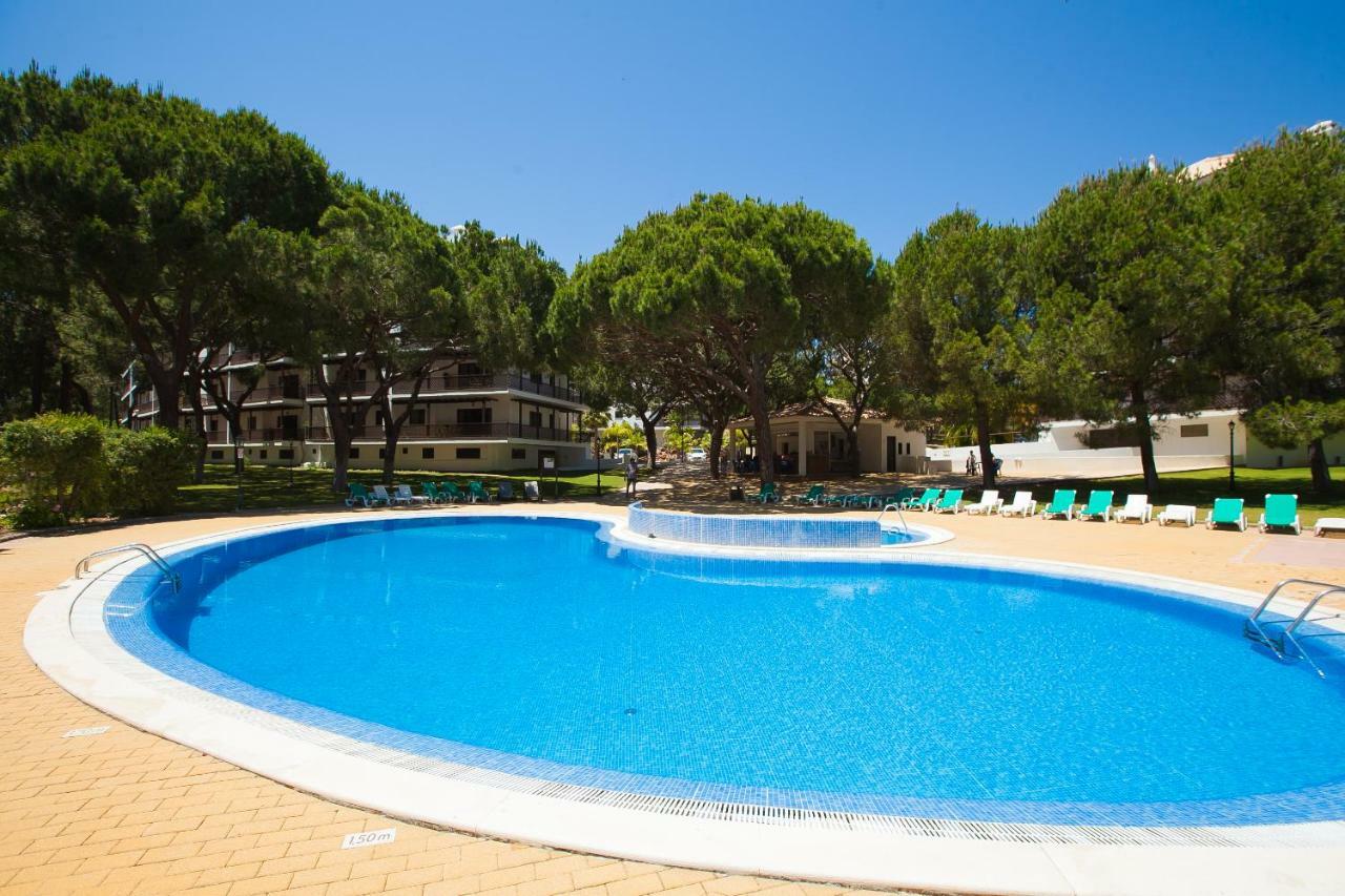 Excellent T2 Apartment With Pools 400M Falesia Beach Албуфейра Екстериор снимка